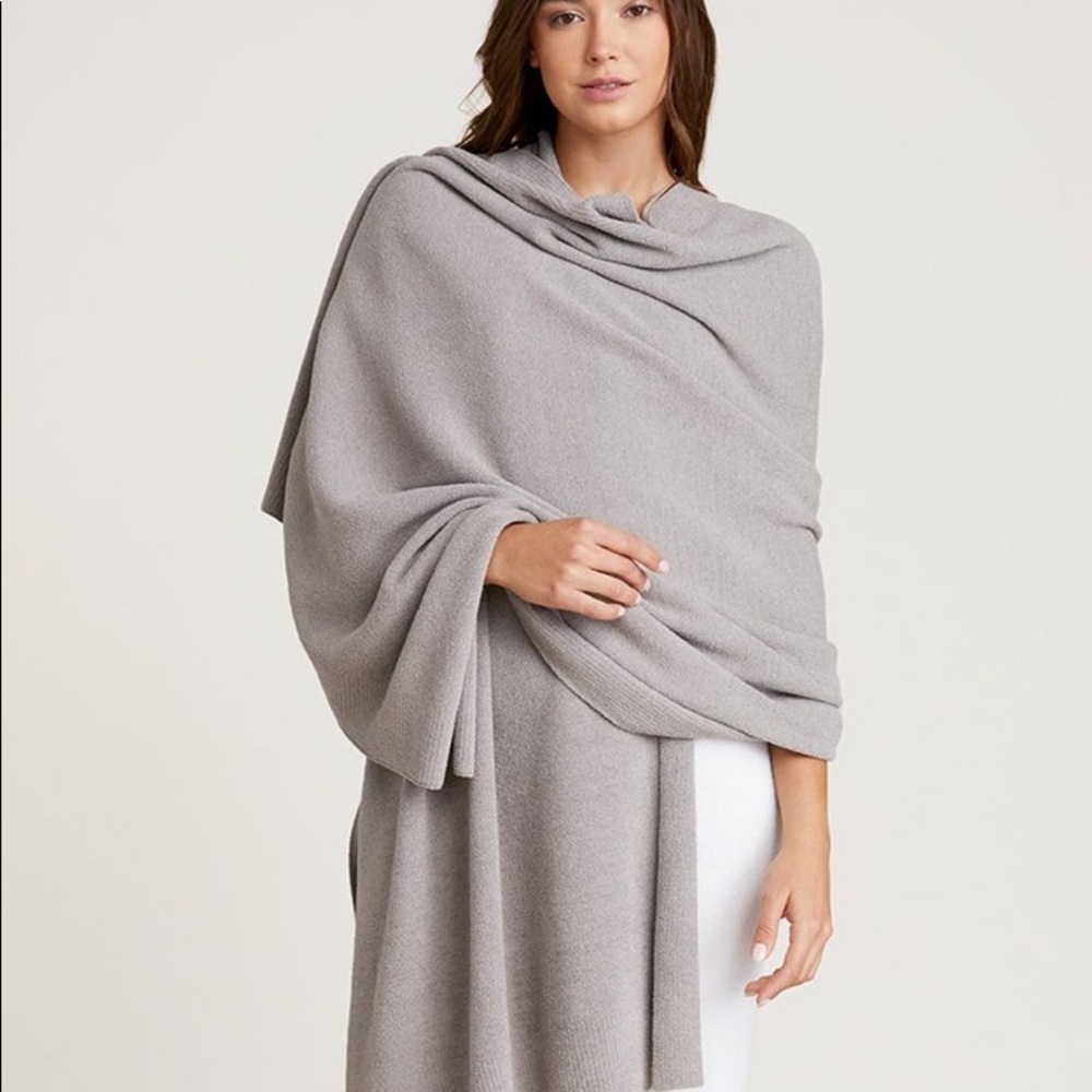 Barefoot Dreams Pashmina in Pewter. Brand new!